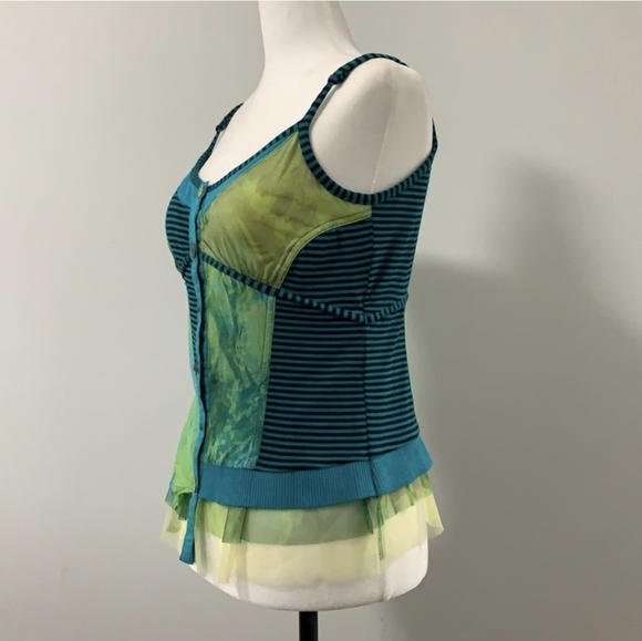 Unique Watercolour Stripe Button-down Tank Top - Picture 3 of 10